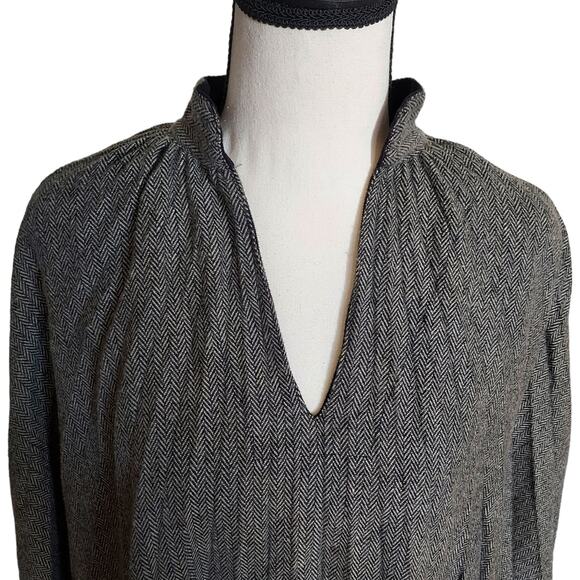 Komarov Fringed V Neck Black White Herringbone Poncho Cape Women One Size - Picture 3 of 5